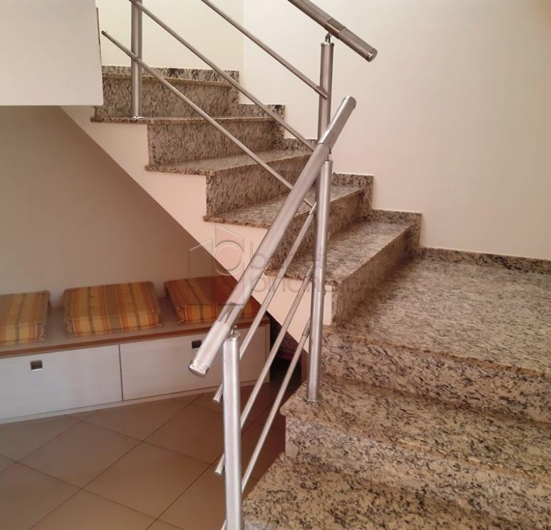 Chácara para venda Bairro Santa Camila fica localizado próximo do Bairro Eloy Chaves e Tulipas,  com acesso rápido as Rodovias Anhanguera e Bandeirantes.
