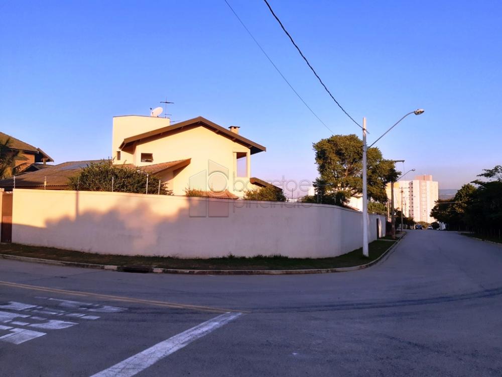 Chácara para venda Bairro Santa Camila fica localizado próximo do Bairro Eloy Chaves e Tulipas,  com acesso rápido as Rodovias Anhanguera e Bandeirantes.