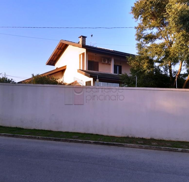 Chácara para venda Bairro Santa Camila fica localizado próximo do Bairro Eloy Chaves e Tulipas,  com acesso rápido as Rodovias Anhanguera e Bandeirantes.