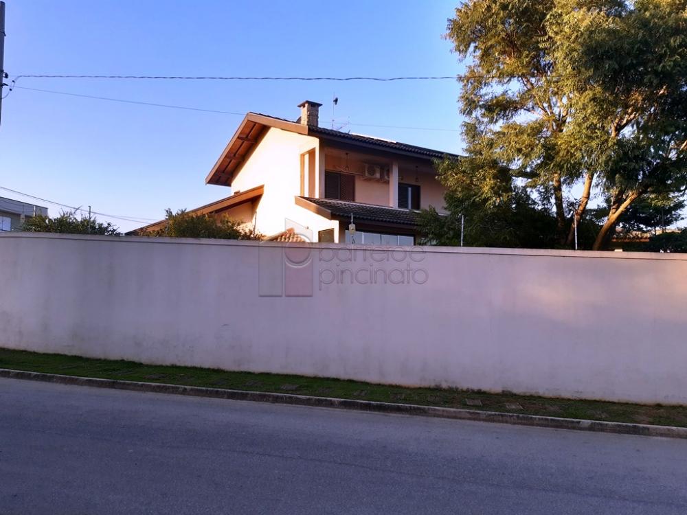 Chácara para venda Bairro Santa Camila fica localizado próximo do Bairro Eloy Chaves e Tulipas,  com acesso rápido as Rodovias Anhanguera e Bandeirantes.