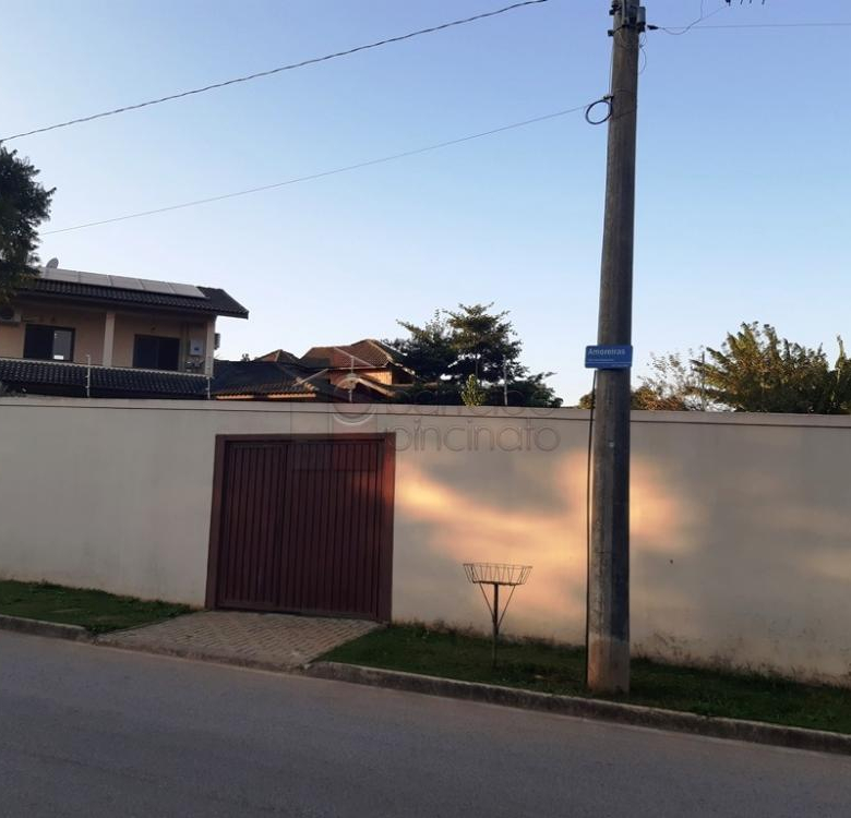 Chácara para venda Bairro Santa Camila fica localizado próximo do Bairro Eloy Chaves e Tulipas,  com acesso rápido as Rodovias Anhanguera e Bandeirantes.