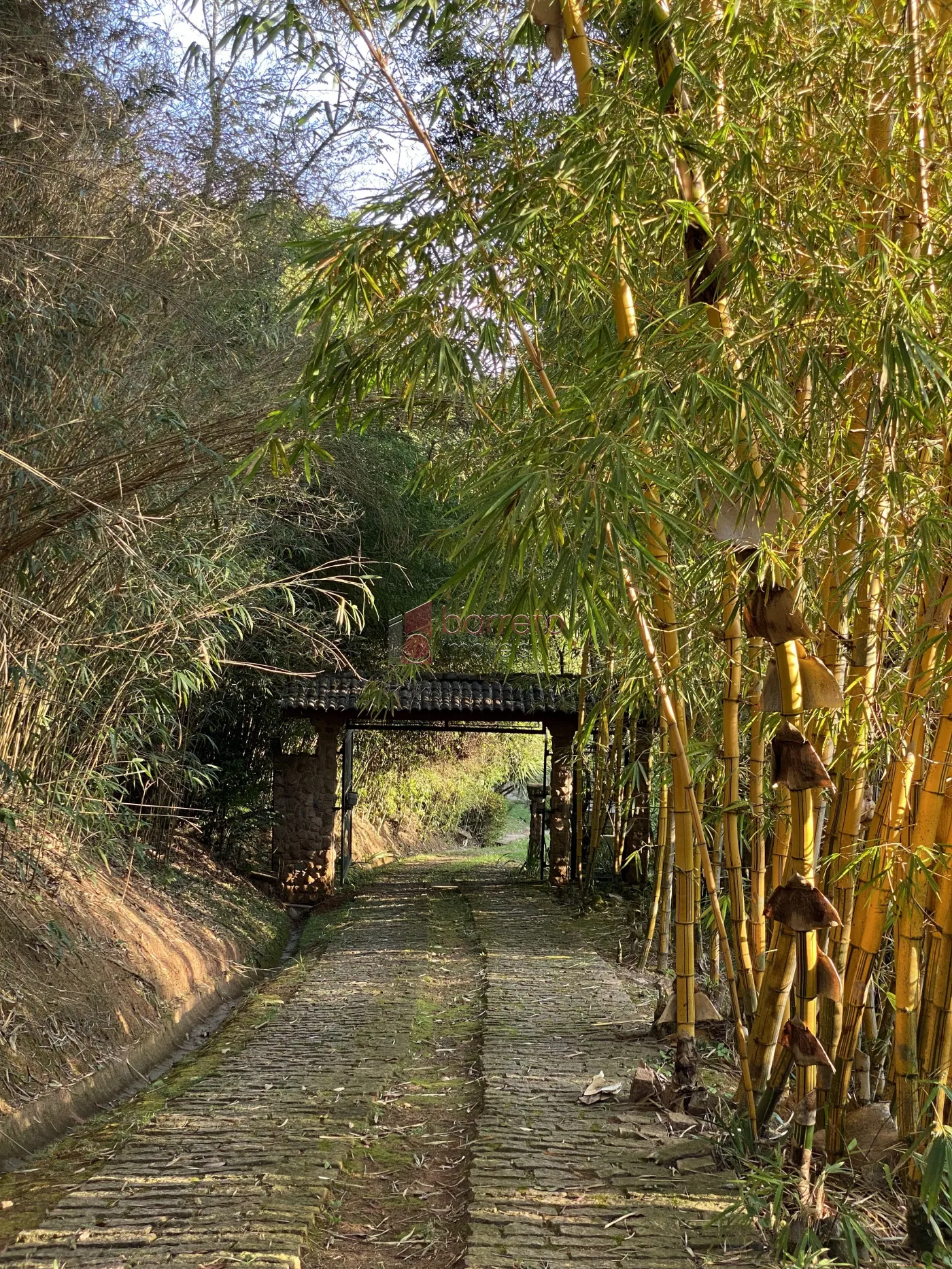 CHÁCARA PARA LOCAÇÃO E VENDA NO JARDIM COLÔNIA – JUNDIAÍ/SP