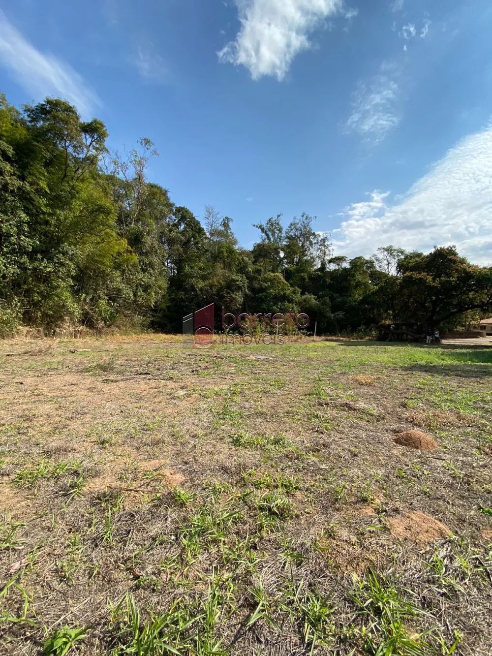 Chácara em Jundiaí, no bairro Jardim Itália – Jundiaí – SP.