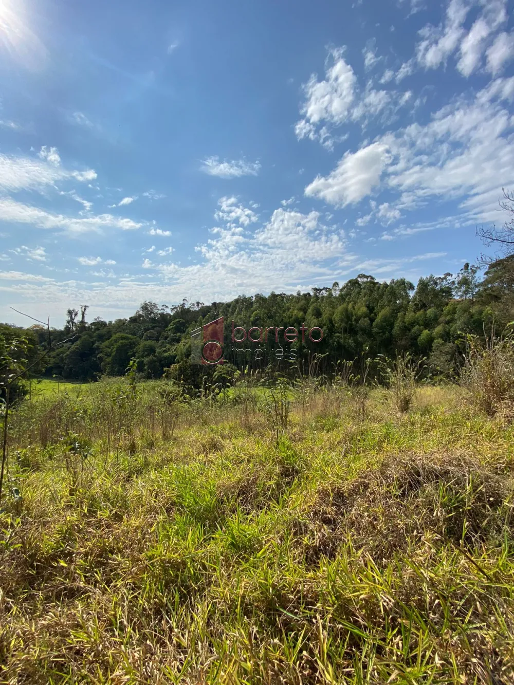 Chácara em Jundiaí, no bairro Jardim Itália – Jundiaí – SP.