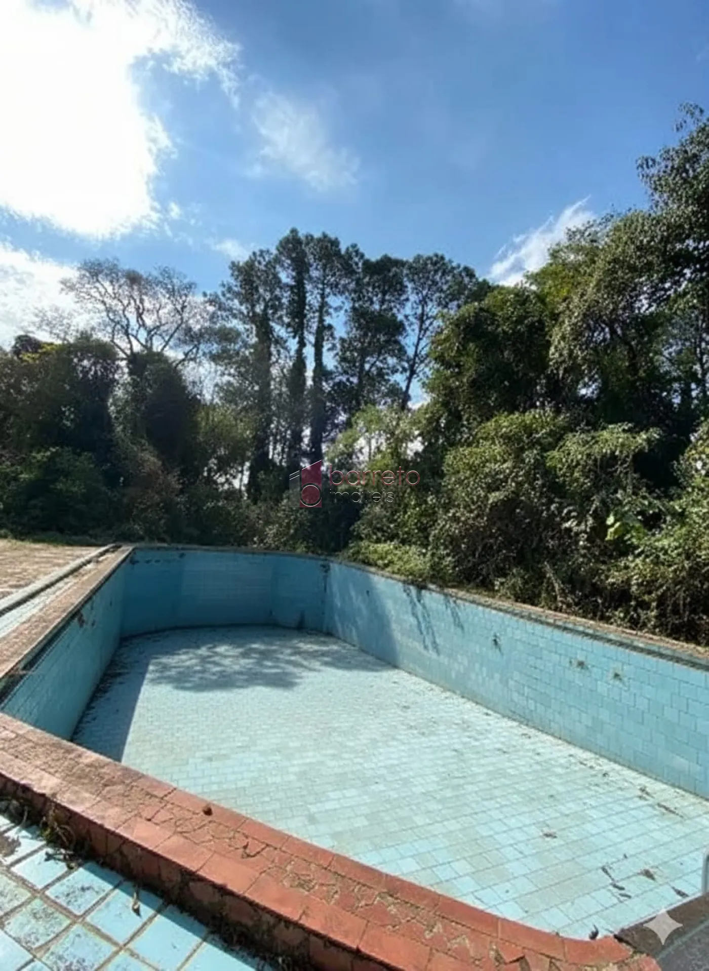 Chácara em Jundiaí, no bairro Jardim Itália – Jundiaí – SP.