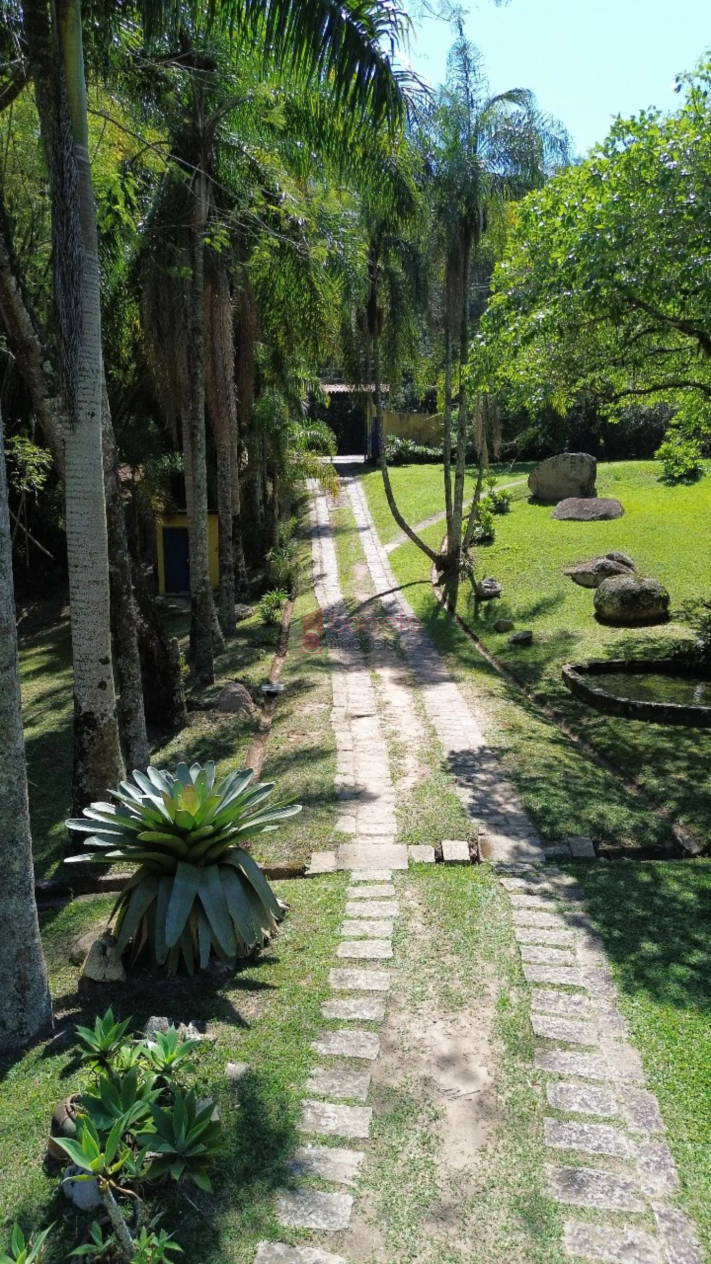 CHÁCARA À VENDA NO BAIRRO SANTA CLARA – AOS PÉS DA SERRA DO JAPI EM JUNDIAÍ/SP