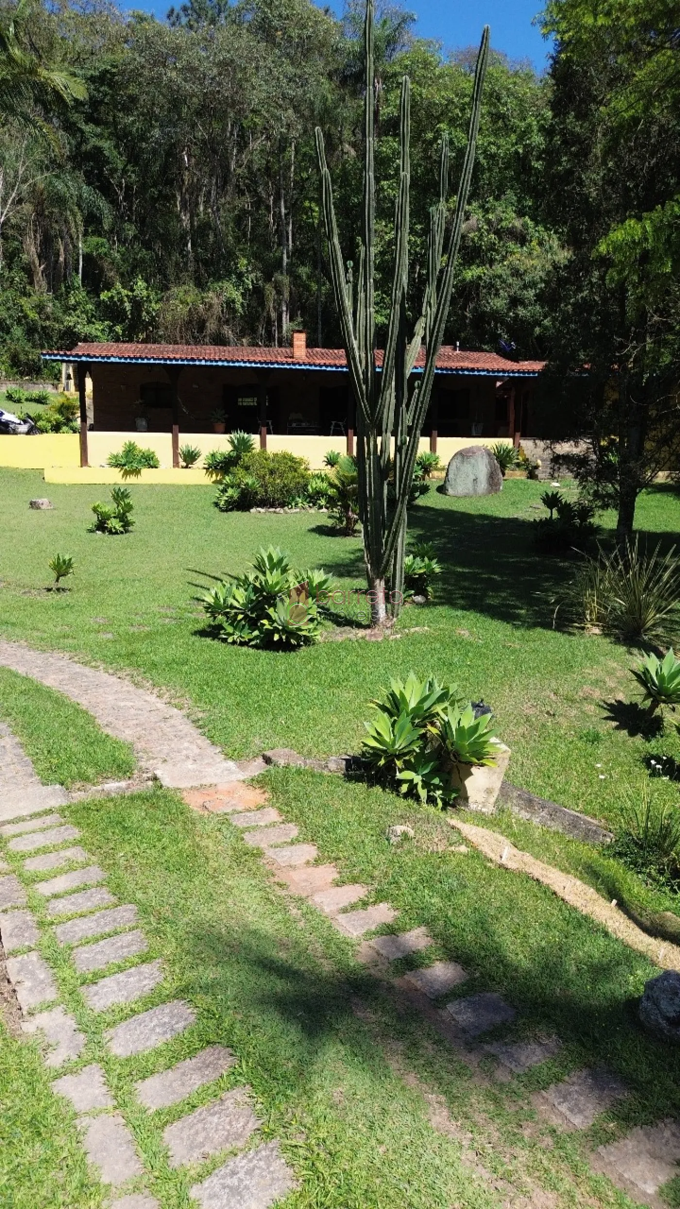 CHÁCARA À VENDA NO BAIRRO SANTA CLARA – AOS PÉS DA SERRA DO JAPI EM JUNDIAÍ/SP