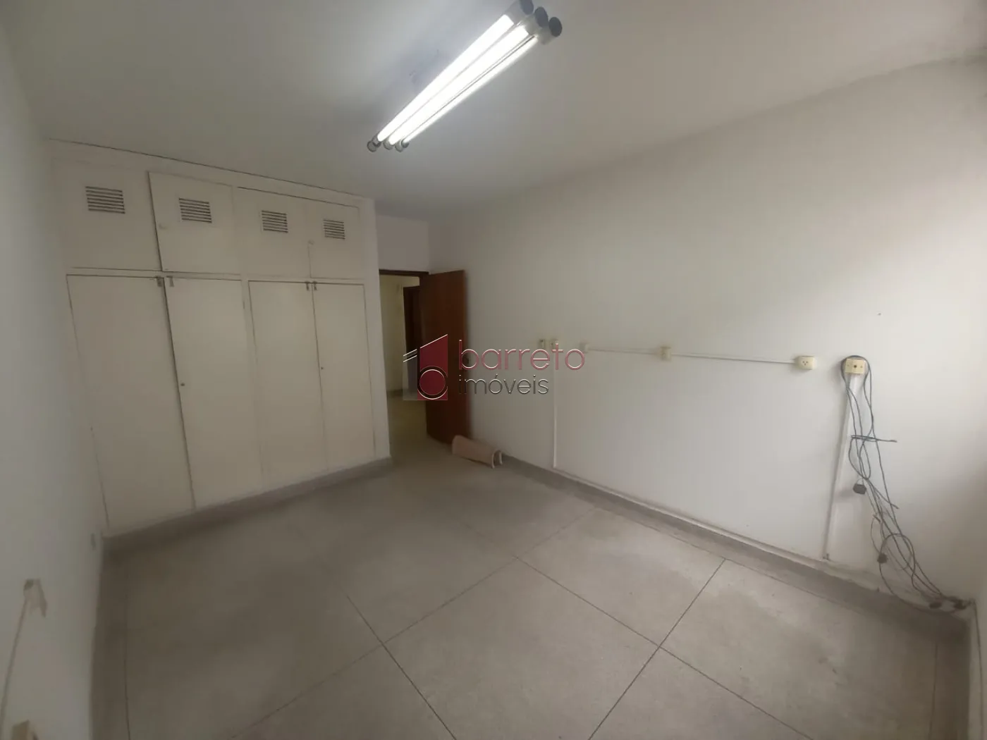 CASA COMERCIAL À VENDA OU LOCAÇÃO, CENTRO DE JUNDIAÍ