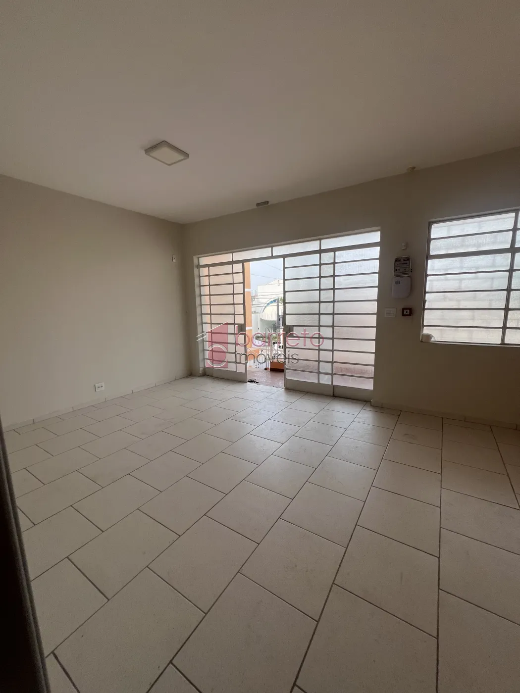CASA COMERCIAL PARA LOCAÇÃO E VENDA NO BAIRRO CENTRO EM JUNDIAÍ/SP