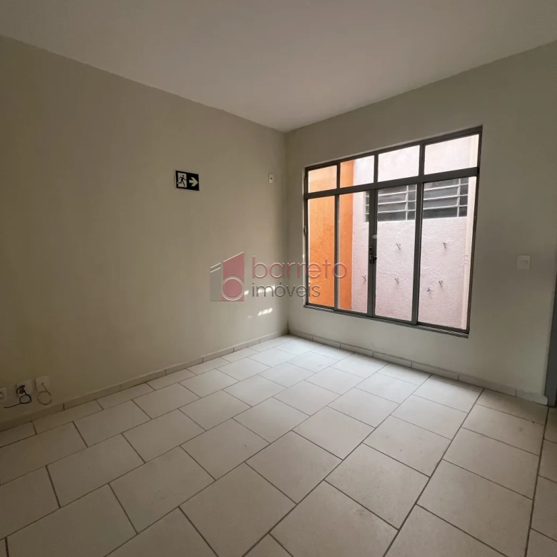 CASA COMERCIAL PARA LOCAÇÃO E VENDA NO BAIRRO CENTRO EM JUNDIAÍ/SP