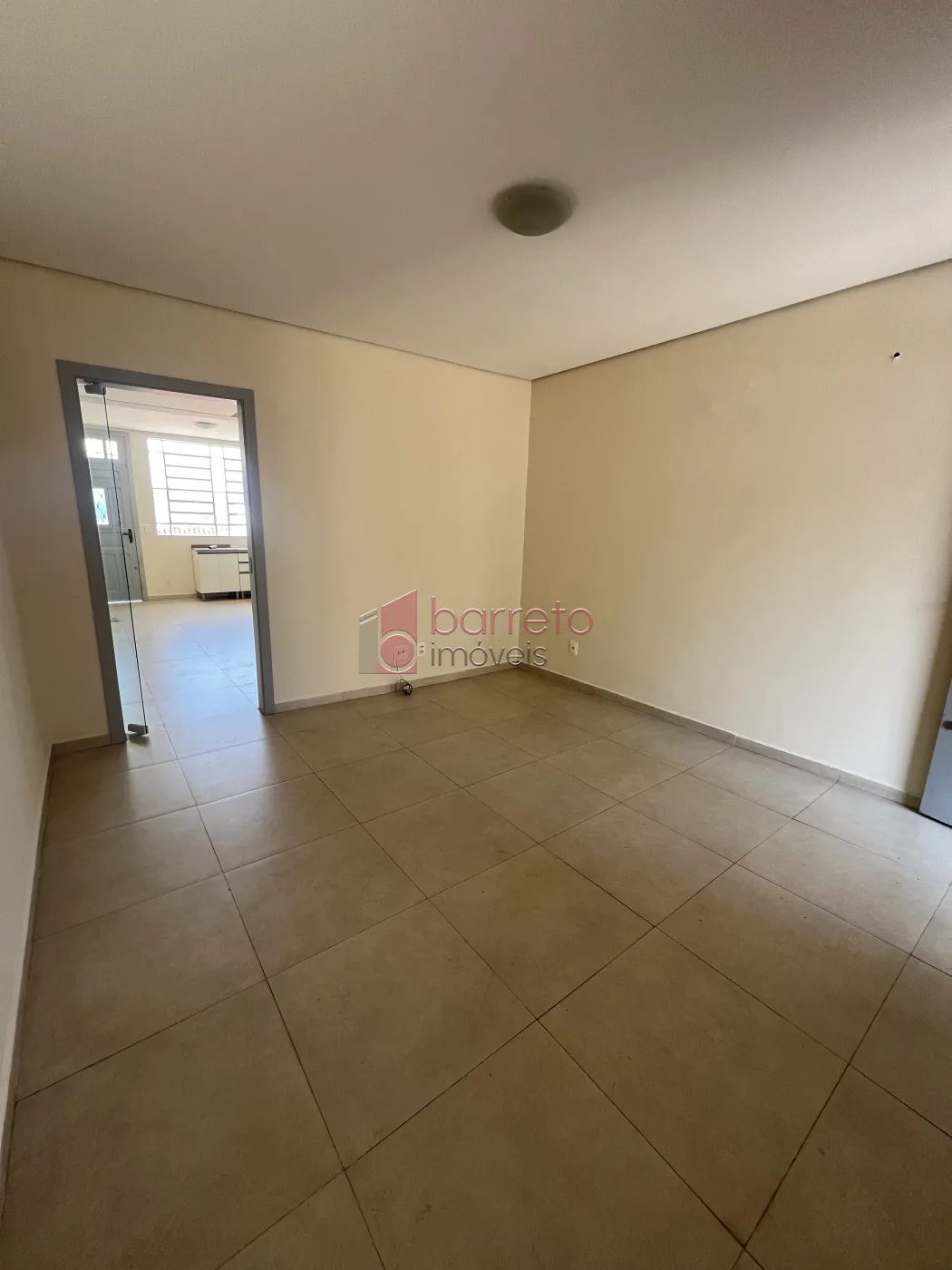 CASA COMERCIAL À VENDA NA REGIÃO CENTRAL DE JUNDIAÍ/SP