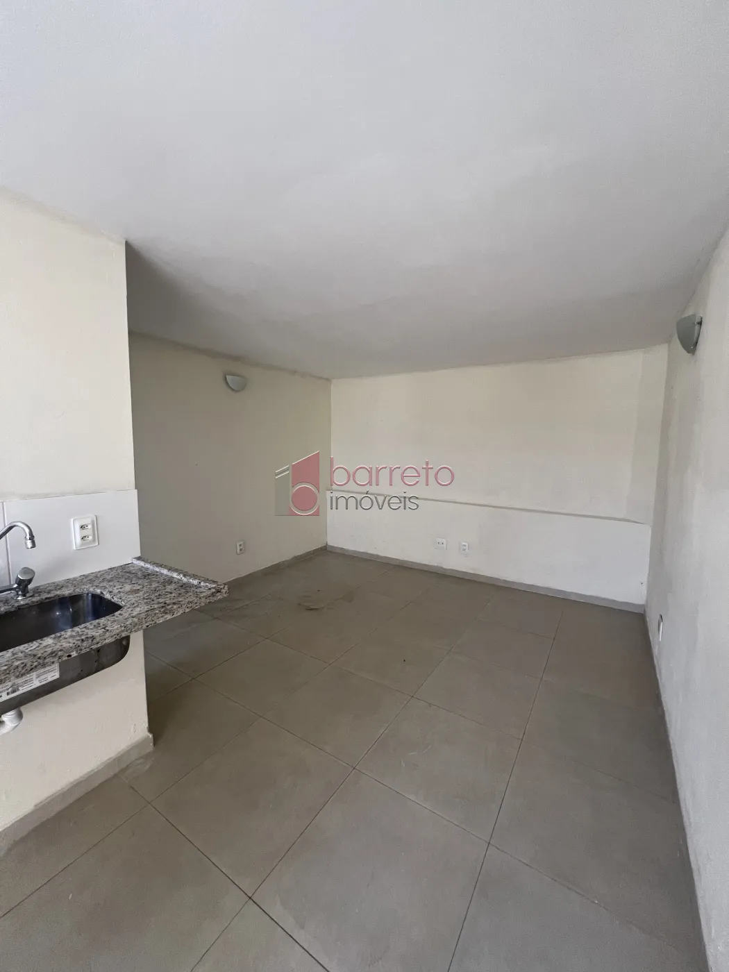 CASA COMERCIAL À VENDA NA REGIÃO CENTRAL DE JUNDIAÍ/SP