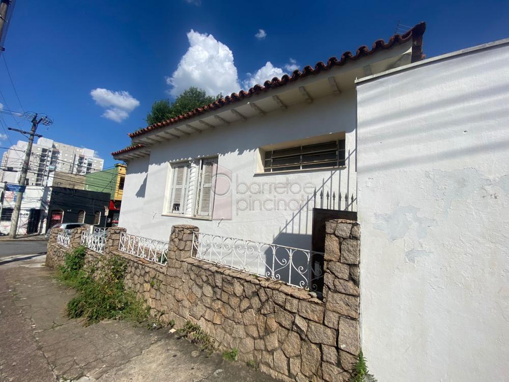 CASA E SALÃO PARA VENDA NO CENTRO JUNDIAÍ-SP