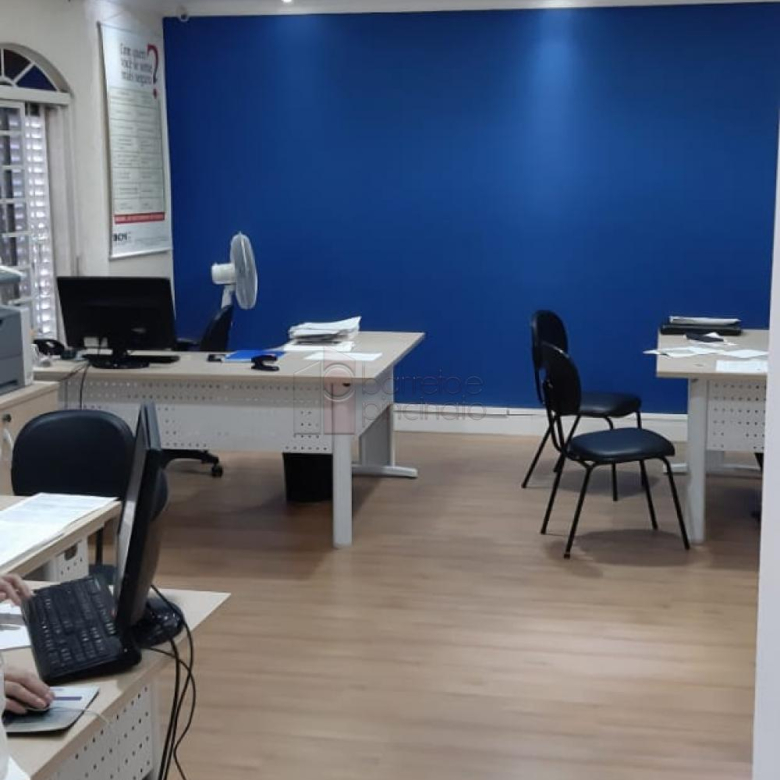 Vende-se excelente imóvel, para uso Comercial ou Residencial