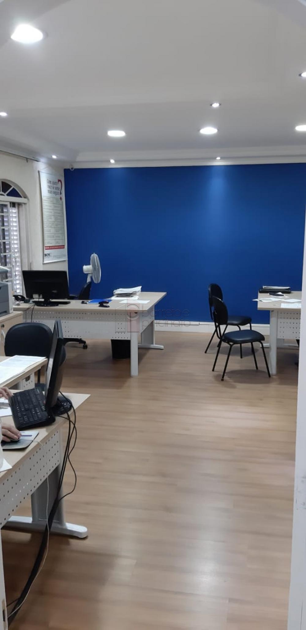 Vende-se excelente imóvel, para uso Comercial ou Residencial