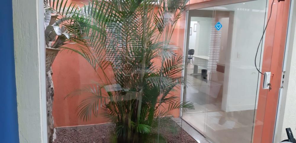 Vende-se excelente imóvel, para uso Comercial ou Residencial