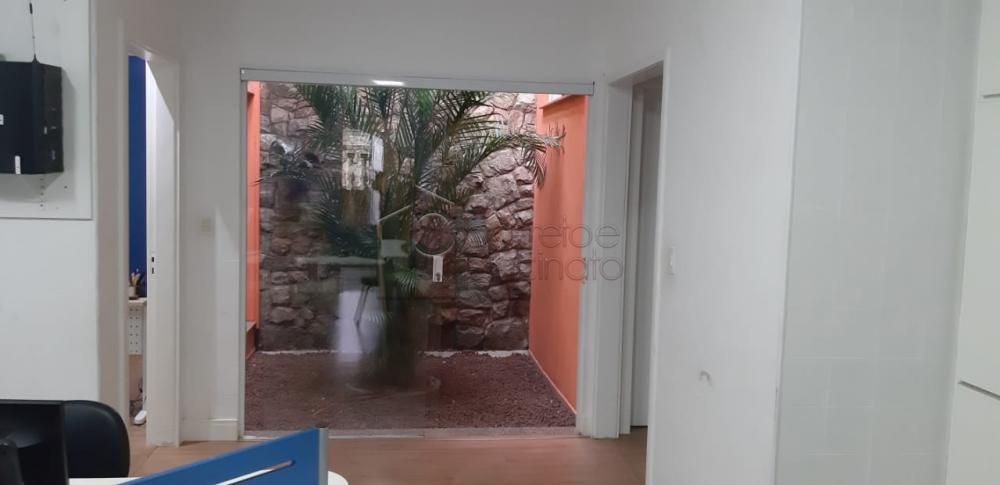 Vende-se excelente imóvel, para uso Comercial ou Residencial