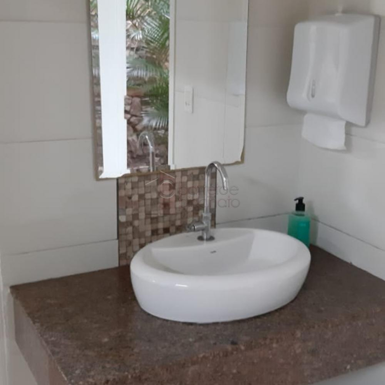 Vende-se excelente imóvel, para uso Comercial ou Residencial
