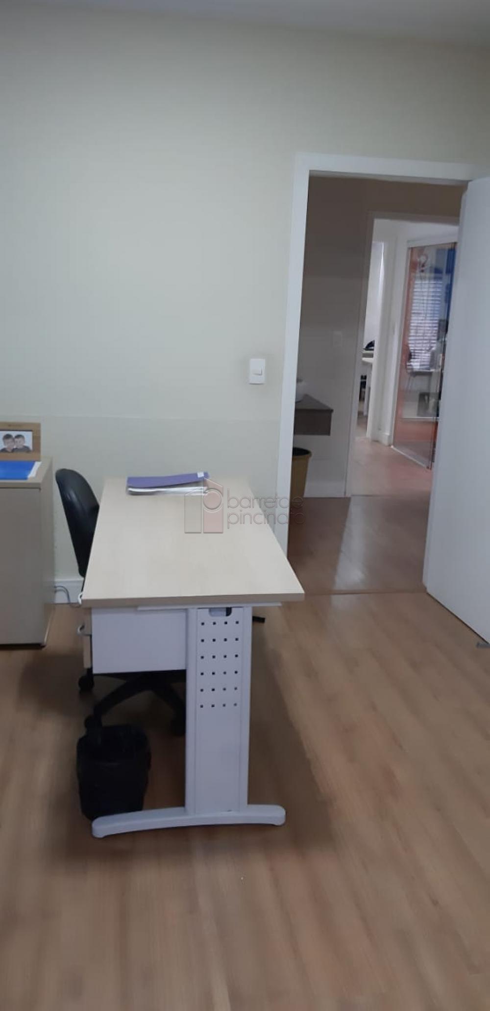 Vende-se excelente imóvel, para uso Comercial ou Residencial