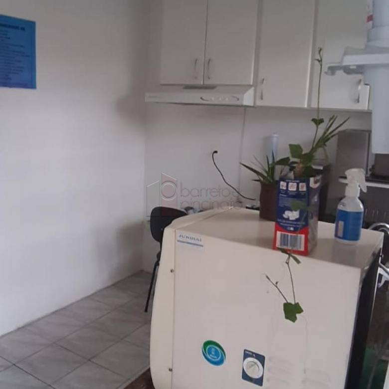 Vende-se excelente imóvel, para uso Comercial ou Residencial