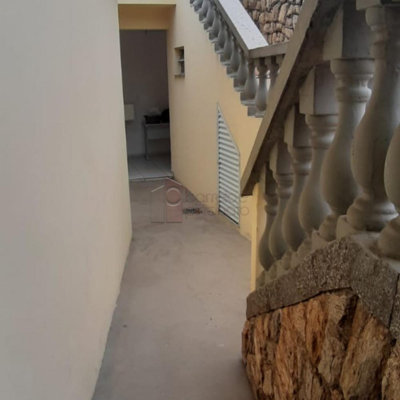 Vende-se excelente imóvel, para uso Comercial ou Residencial