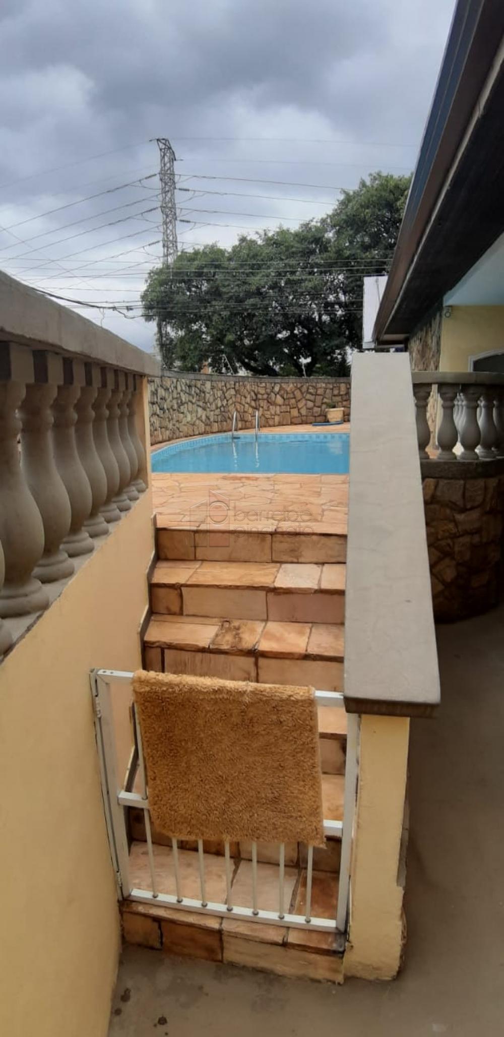Vende-se excelente imóvel, para uso Comercial ou Residencial