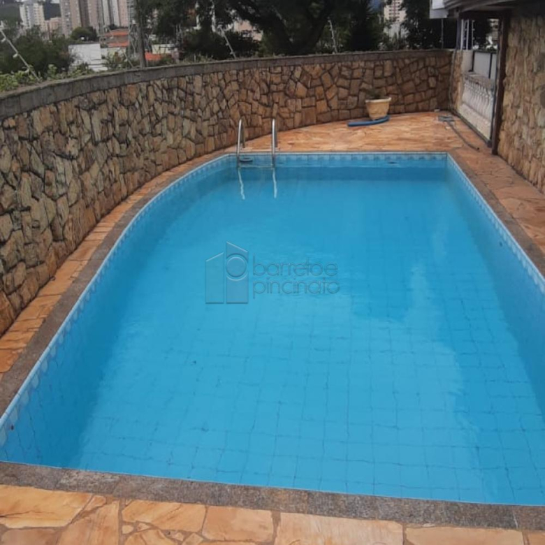 Vende-se excelente imóvel, para uso Comercial ou Residencial