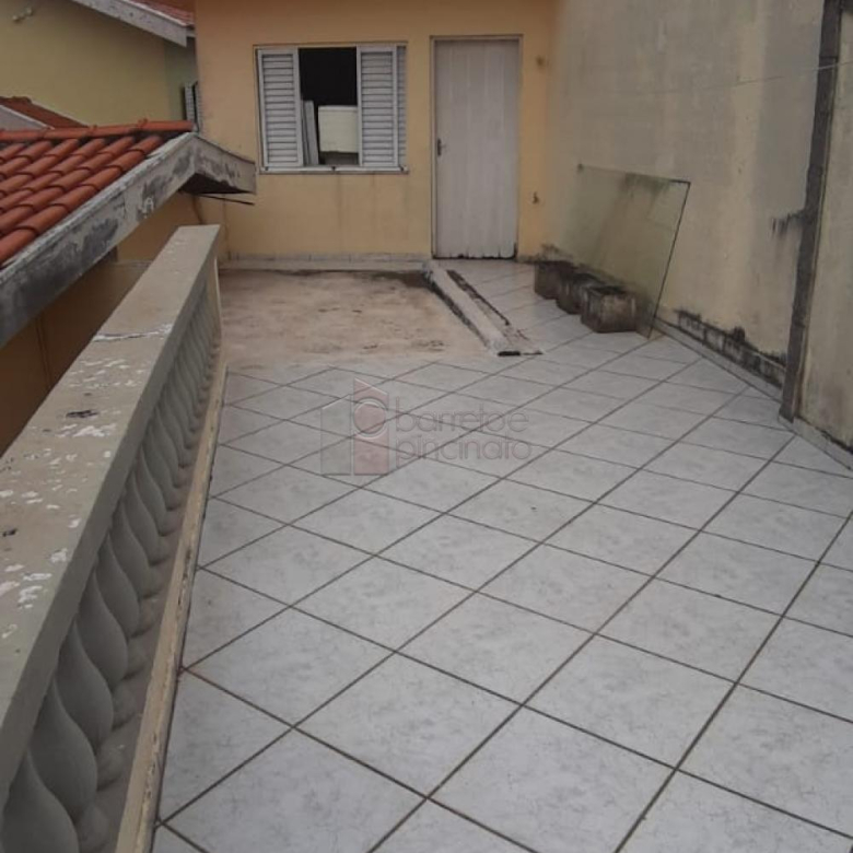 Vende-se excelente imóvel, para uso Comercial ou Residencial
