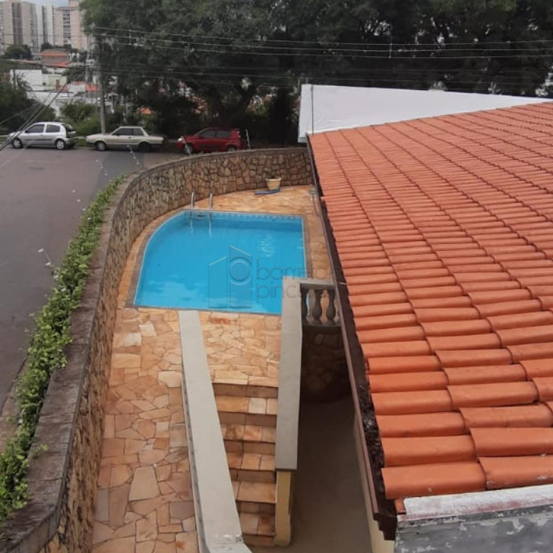 Vende-se excelente imóvel, para uso Comercial ou Residencial