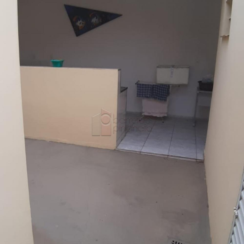 Vende-se excelente imóvel, para uso Comercial ou Residencial