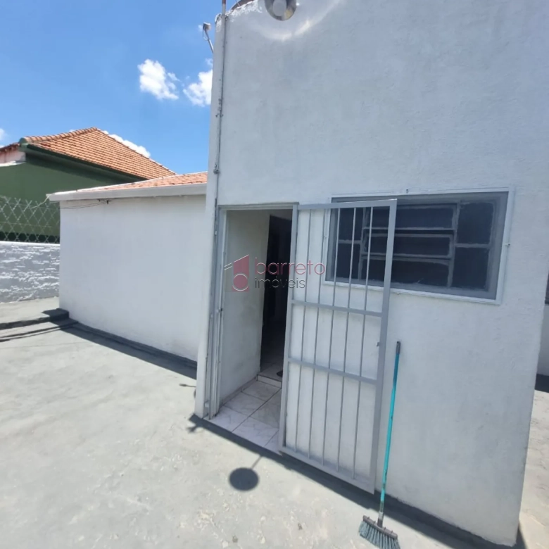 SALÃO COMERCIAL À VENDA COM CASA NOS FUNDOS NA VILA JOANA – JUNDIAÍ/SP