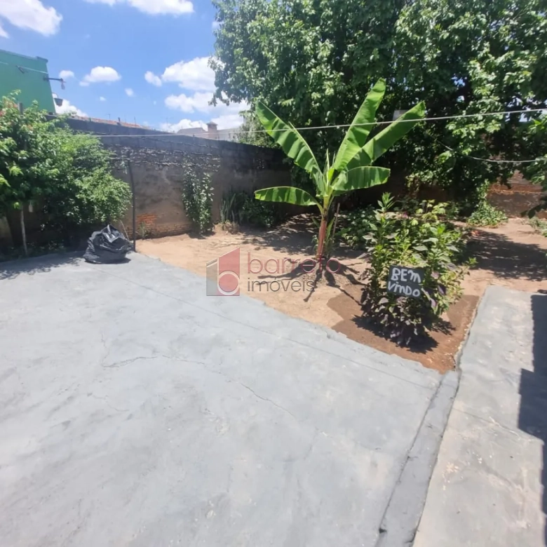 SALÃO COMERCIAL À VENDA COM CASA NOS FUNDOS NA VILA JOANA – JUNDIAÍ/SP