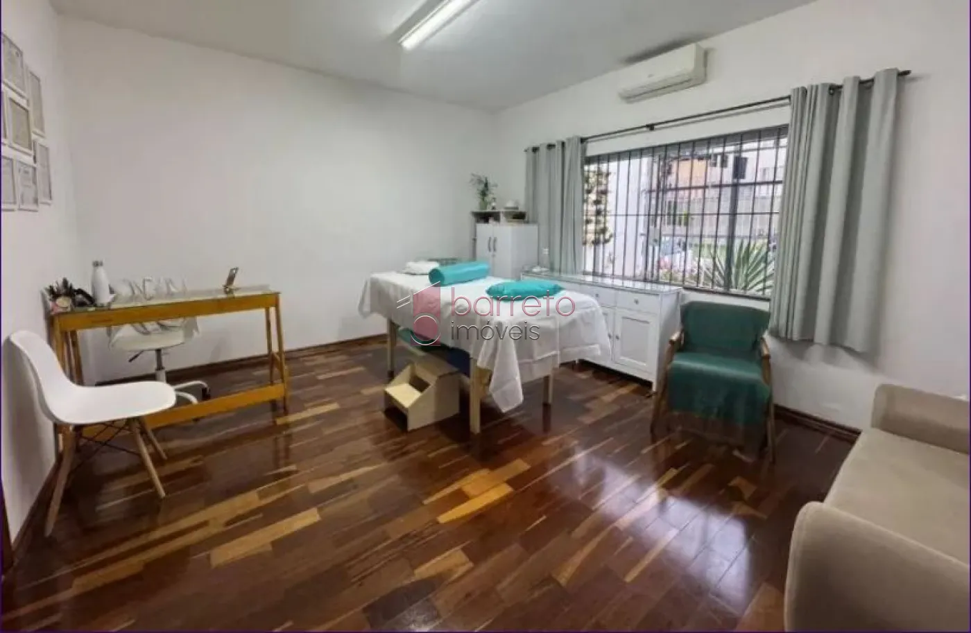 CASA COMERCIAL OU RESIDENCIAL À VENDA NO BAIRRO VIANELO EM JUNDIAÍ/SP