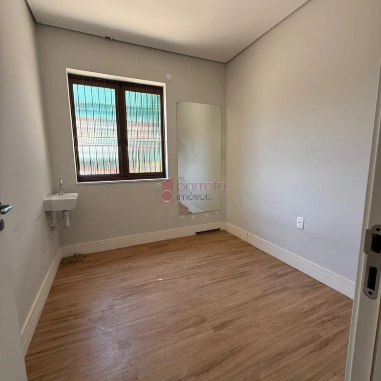 CASA/SALÃO COMERCIAL PARA VENDA NA VILA VIRGINIA (RUA DO RETIRO) EM JUNDIAÍ/SP