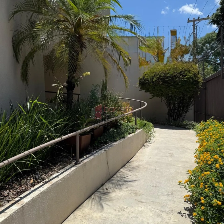 CASA/SALÃO COMERCIAL PARA VENDA NA VILA VIRGINIA (RUA DO RETIRO) EM JUNDIAÍ/SP