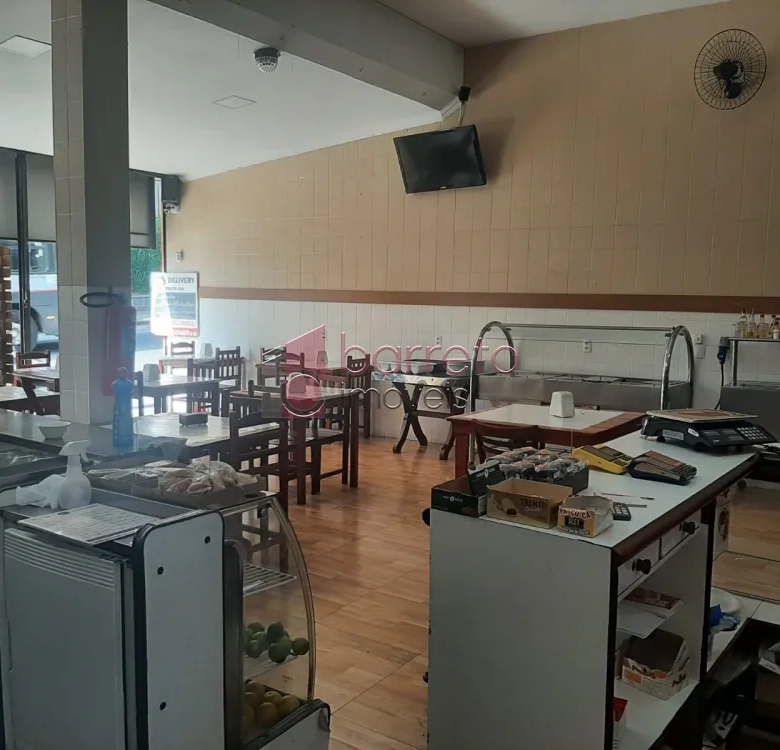 EXCELENTE SALÃO/PRÉDIO COMERCIAL PARA VENDA NA REGIÃO CENTRAL DA VILA ARENS – JUNDIAÍ / SP