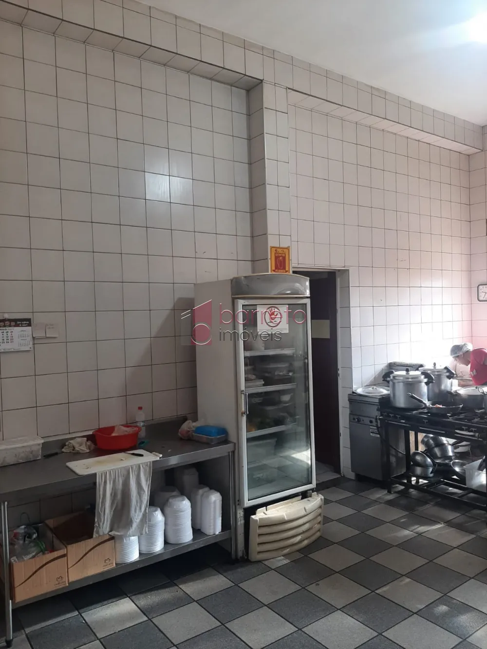 EXCELENTE SALÃO/PRÉDIO COMERCIAL PARA VENDA NA REGIÃO CENTRAL DA VILA ARENS – JUNDIAÍ / SP