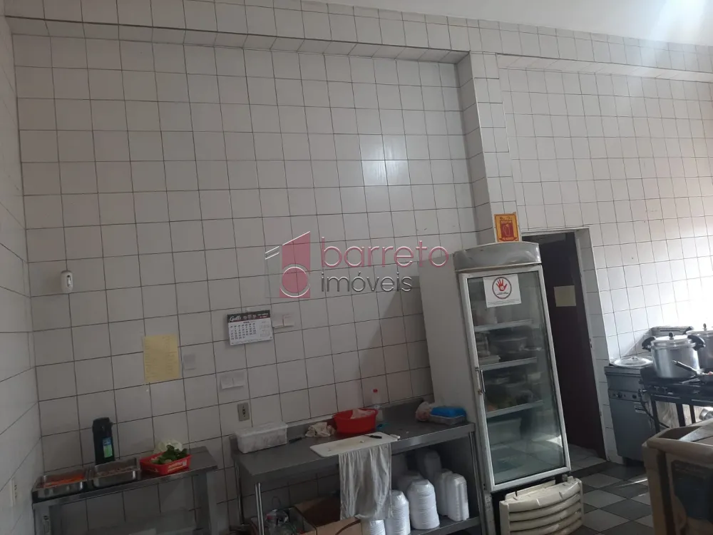EXCELENTE SALÃO/PRÉDIO COMERCIAL PARA VENDA NA REGIÃO CENTRAL DA VILA ARENS – JUNDIAÍ / SP