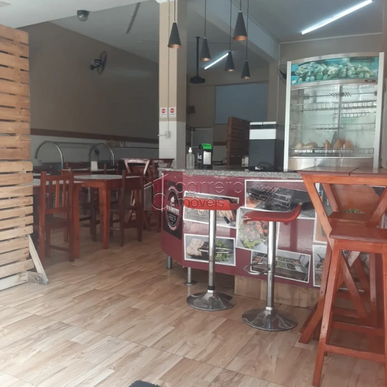 EXCELENTE SALÃO/PRÉDIO COMERCIAL PARA VENDA NA REGIÃO CENTRAL DA VILA ARENS – JUNDIAÍ / SP