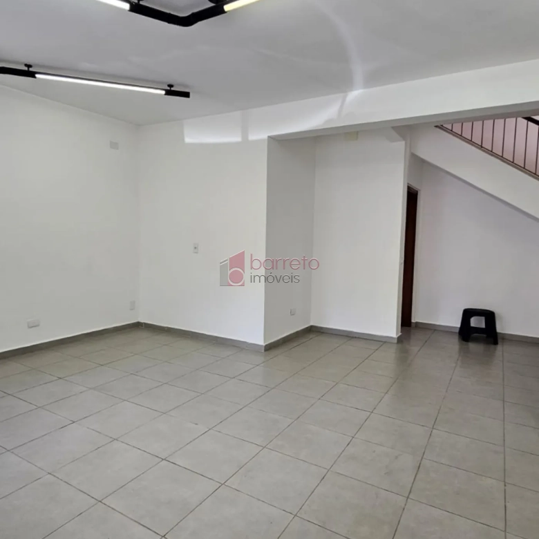 PRÉDIO COMERCIAL COM EDÍCULA NO CENTRO – JUNDIAÍ/SP