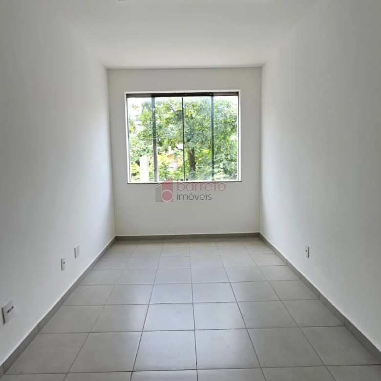 PRÉDIO COMERCIAL COM EDÍCULA NO CENTRO – JUNDIAÍ/SP