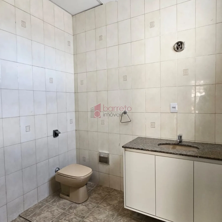 PRÉDIO COMERCIAL COM EDÍCULA NO CENTRO – JUNDIAÍ/SP