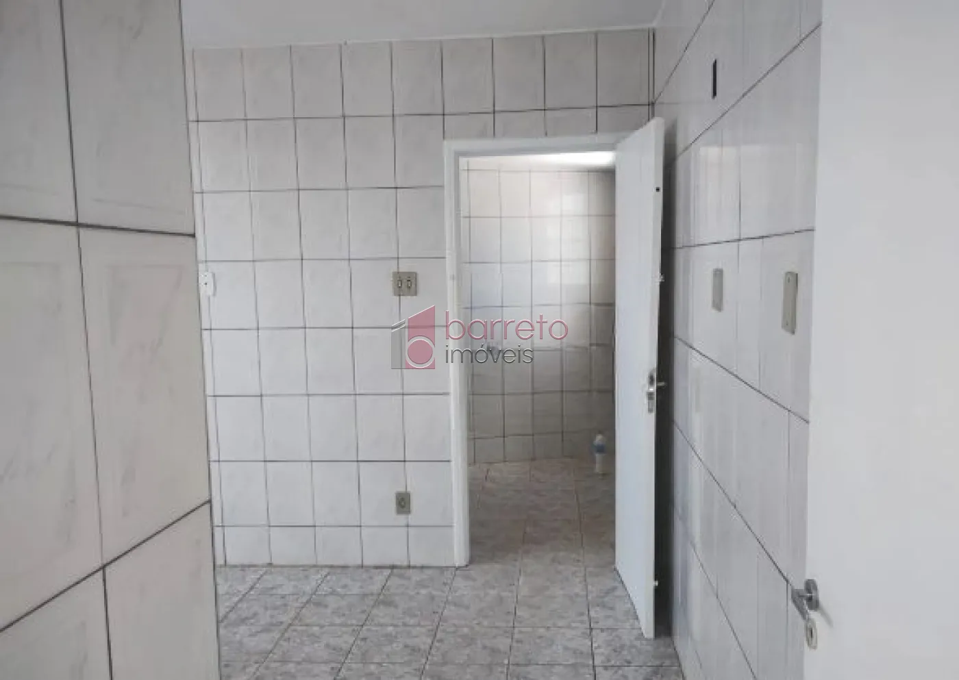 PRÉDIO COMERCIAL PARA VENDA OU LOCAÇÃO NA VILA ARENS EM JUNDIAÍ/SP