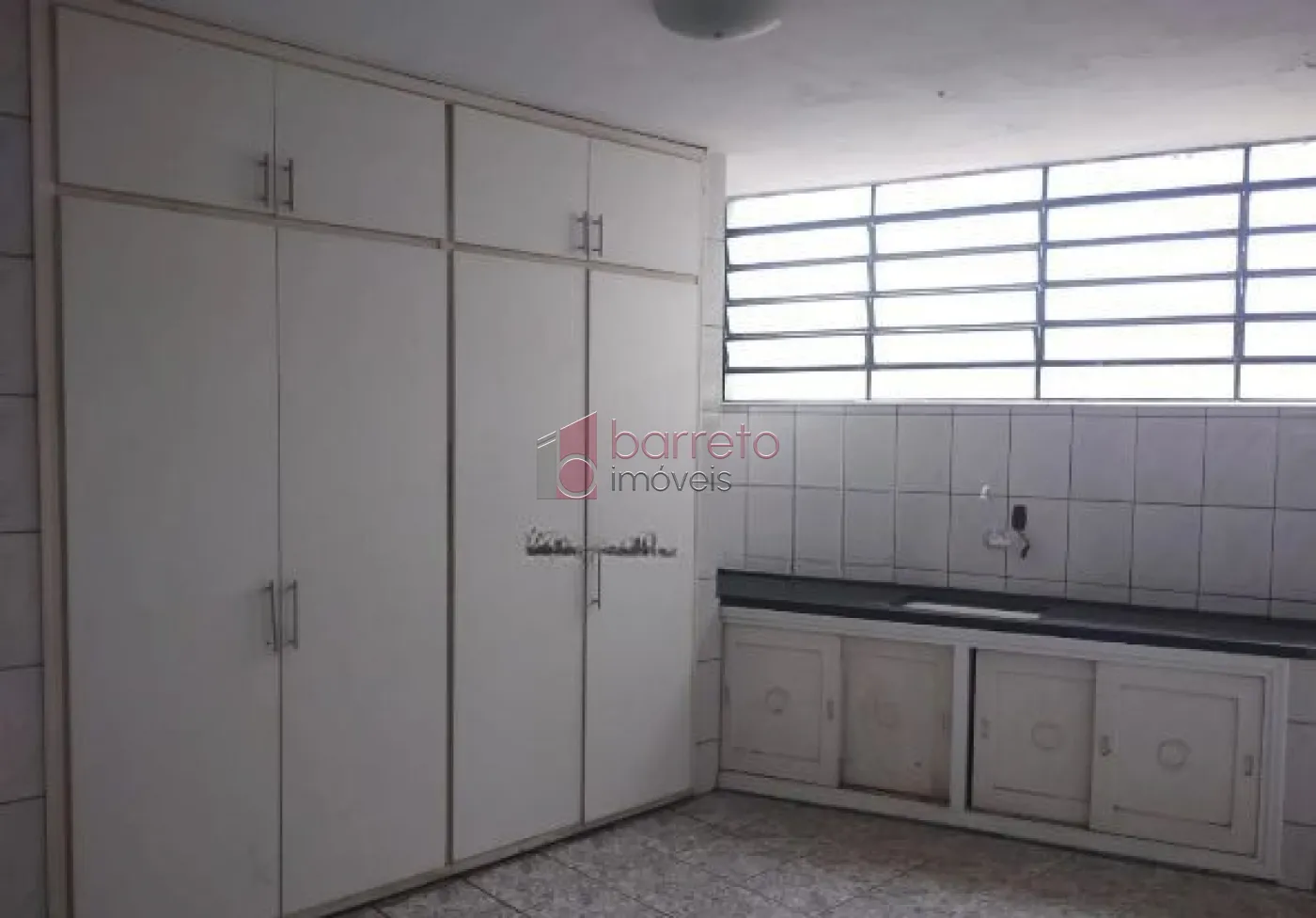 PRÉDIO COMERCIAL PARA VENDA OU LOCAÇÃO NA VILA ARENS EM JUNDIAÍ/SP
