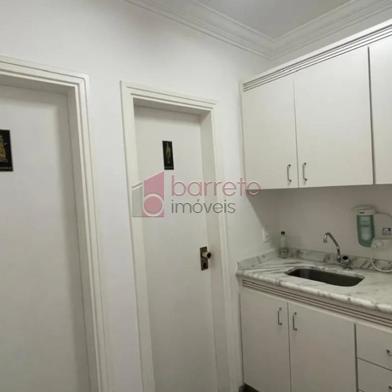 SALA PARA VENDA NO EDIFÍCIO SANTO IVO – JUNDIAÍ/SP