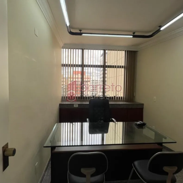 SALA PARA VENDA NO EDIFÍCIO SANTO IVO – JUNDIAÍ/SP