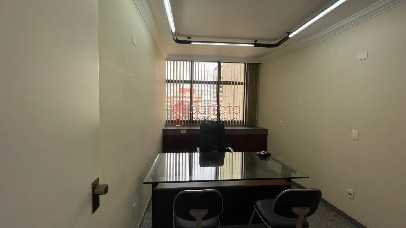 SALA PARA VENDA NO EDIFÍCIO SANTO IVO – JUNDIAÍ/SP