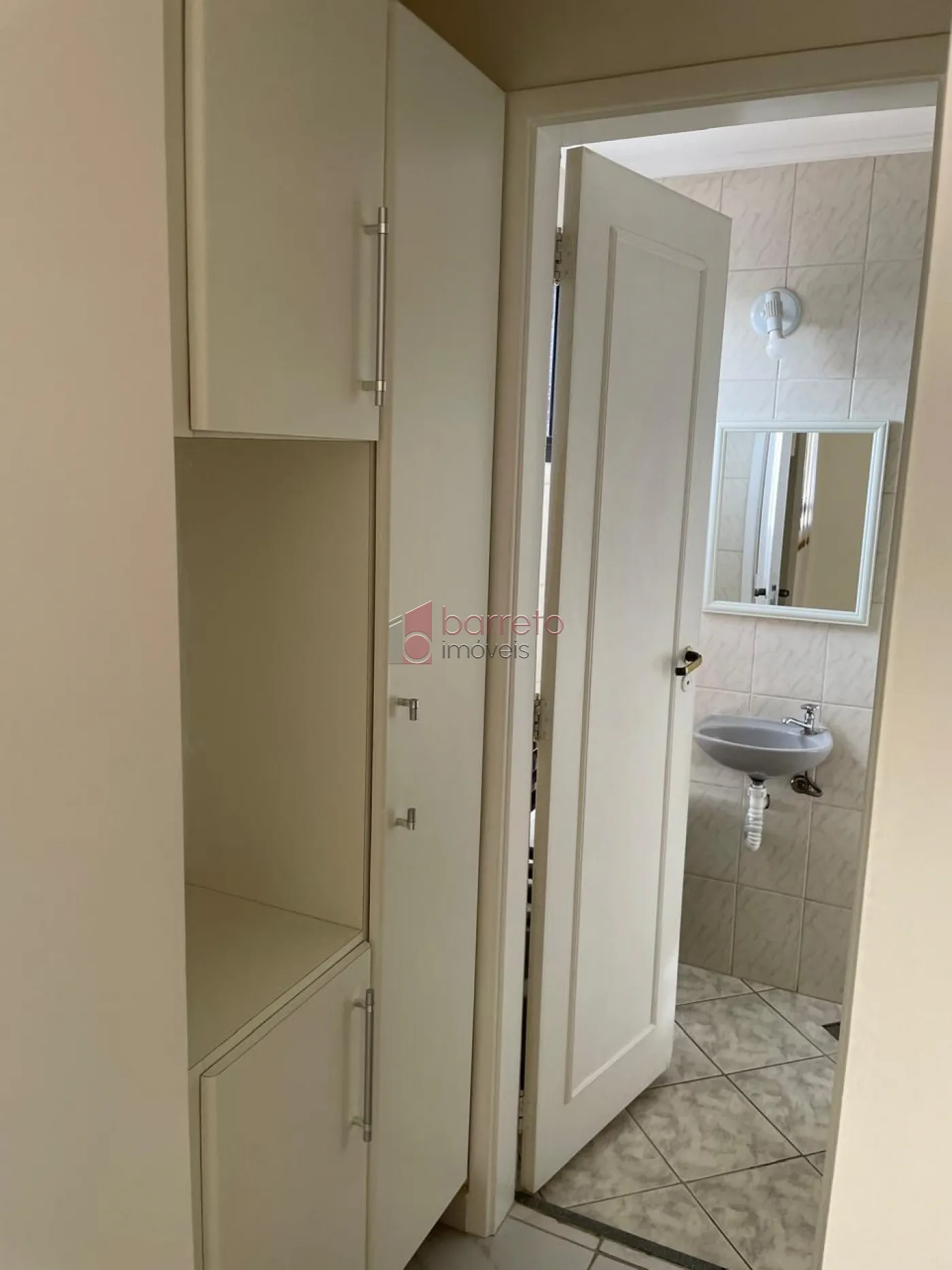 SALA COMERCIAL À VENDA NO EDIFÍCIO JATOBÁ – JUNDIAÍ/SP