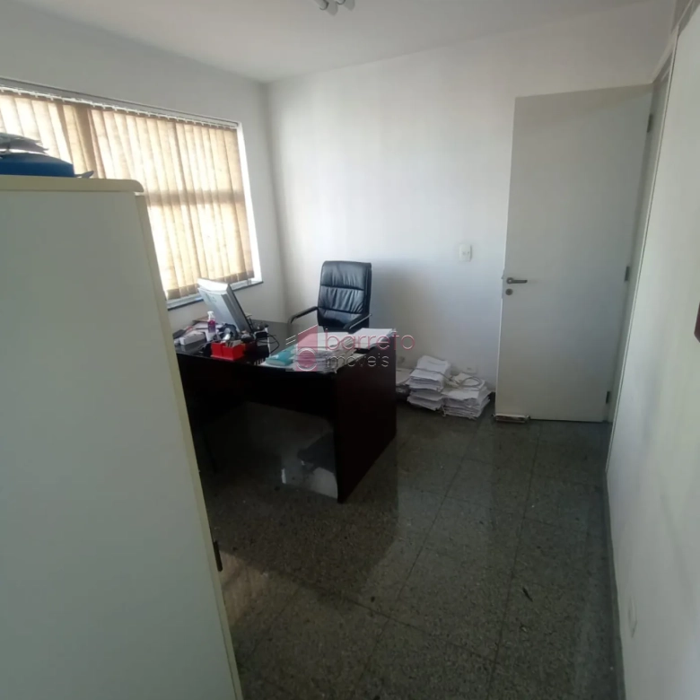 SALA COMERCIAL PARA VENDA NO EDIFÍCIO MARIJU – JUNDIAÍ/SP