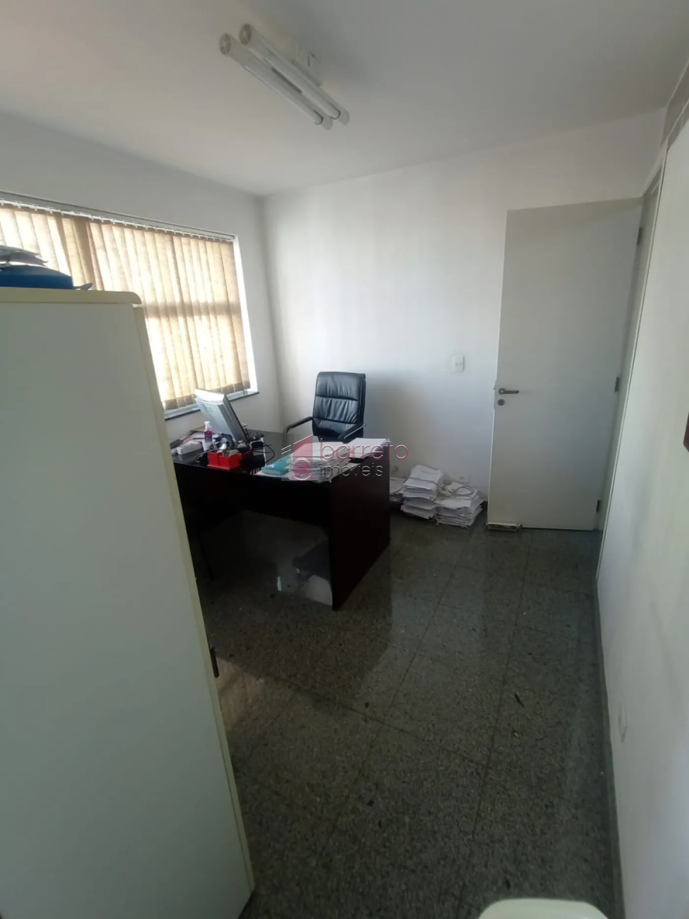 SALA COMERCIAL PARA VENDA NO EDIFÍCIO MARIJU – JUNDIAÍ/SP